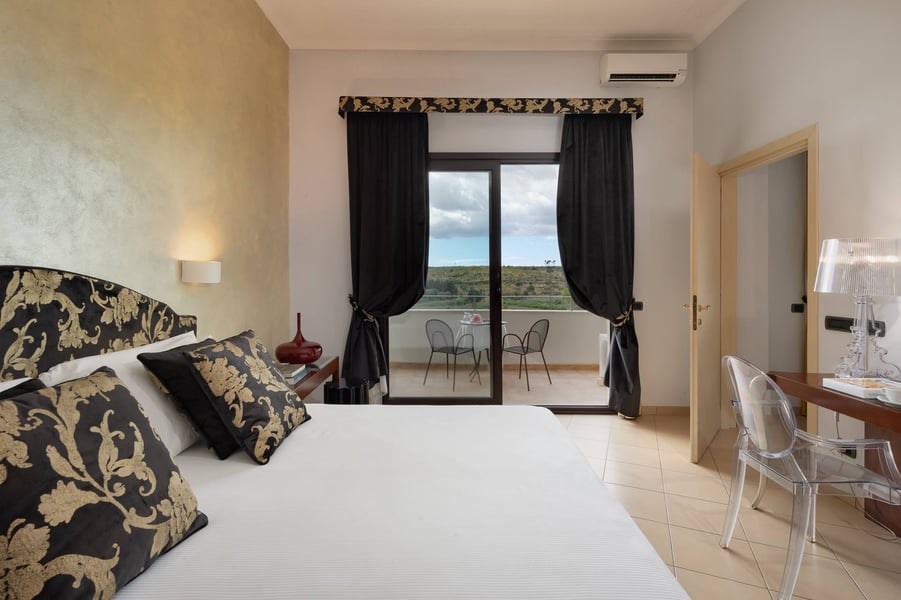 Suite Camere Grand Hotel Sofia Noto 01