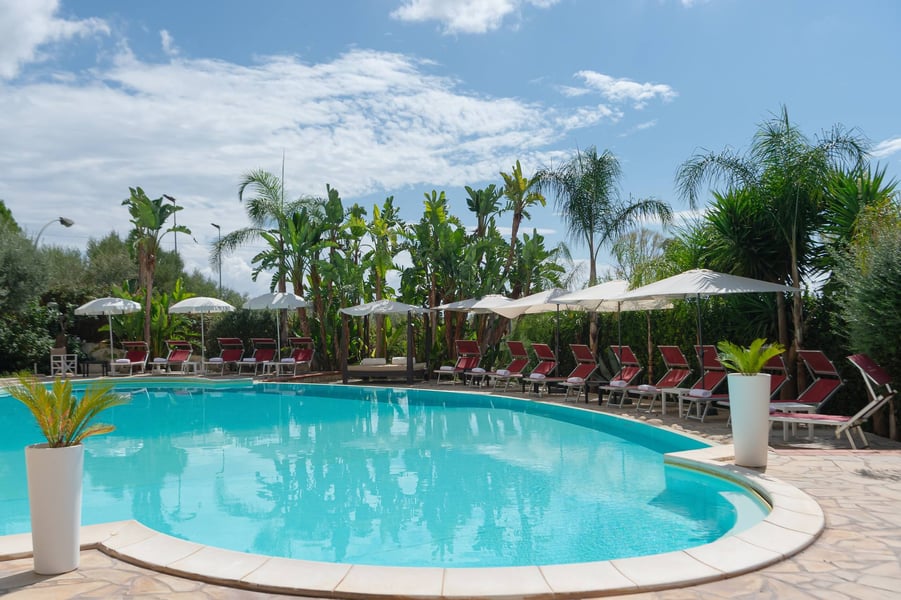 Piscina Grand Hotel Sofia Noto 05